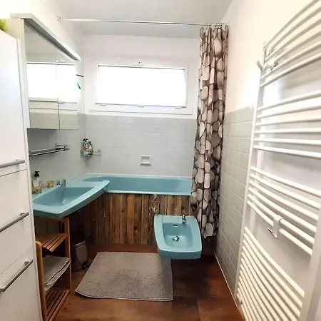 Apartment Spacieux Pour 4 Personnes A 1700m Avec Balcon, Acces Direct Aux Pistes Et Equipements Complets. - Fr-1-457-290